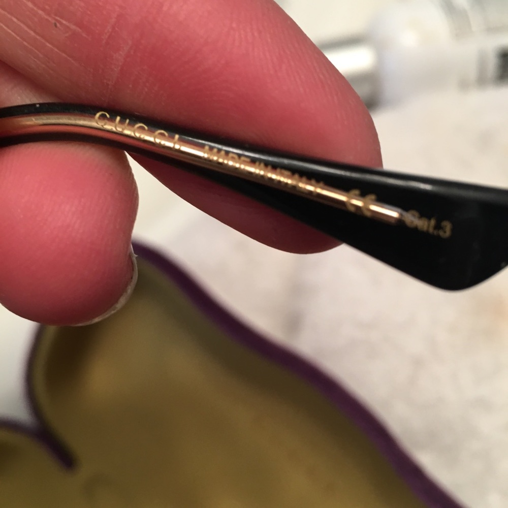 GUCCI SUNGLASSES - Picture 5 of 6